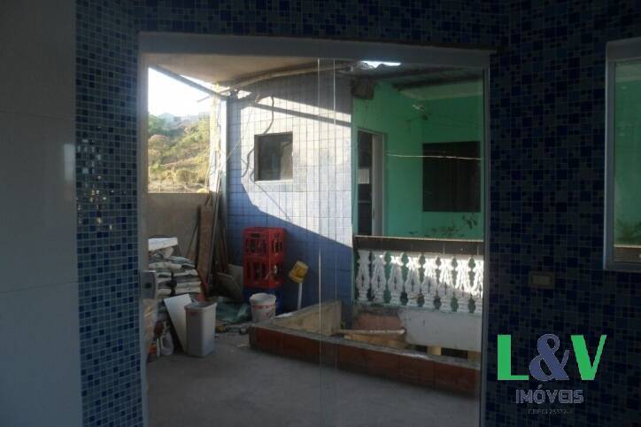 Sobrado à venda com 4 quartos, 250m² - Foto 29